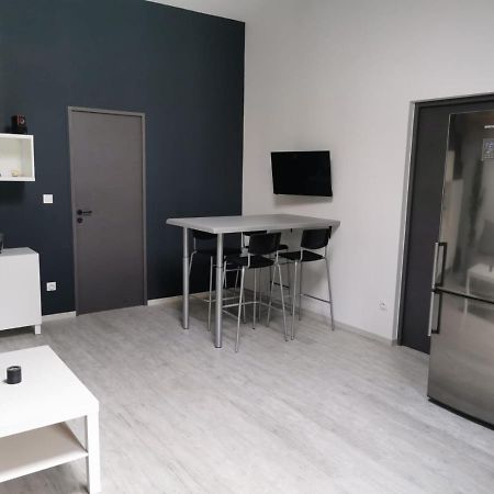 Appartement Le Chai à Castelnau-de-Guers Extérieur photo